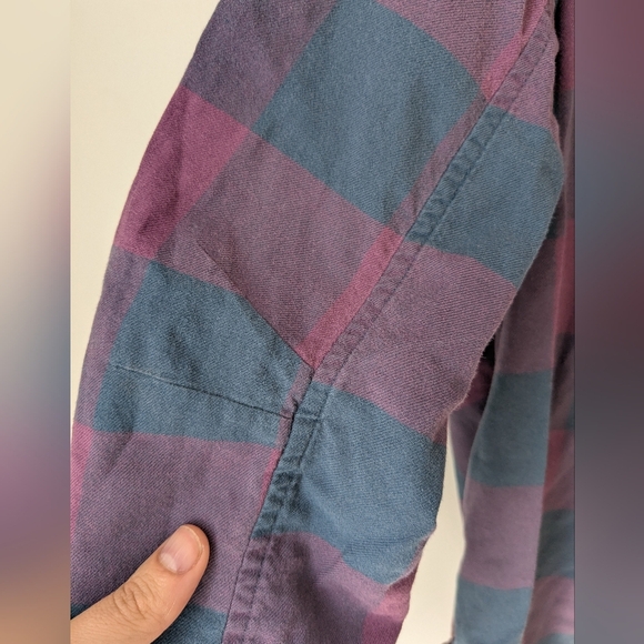 Lululemon Full Day Ahead Flannel Shirt Night Diver - Size 4 - Picture 2 of 7